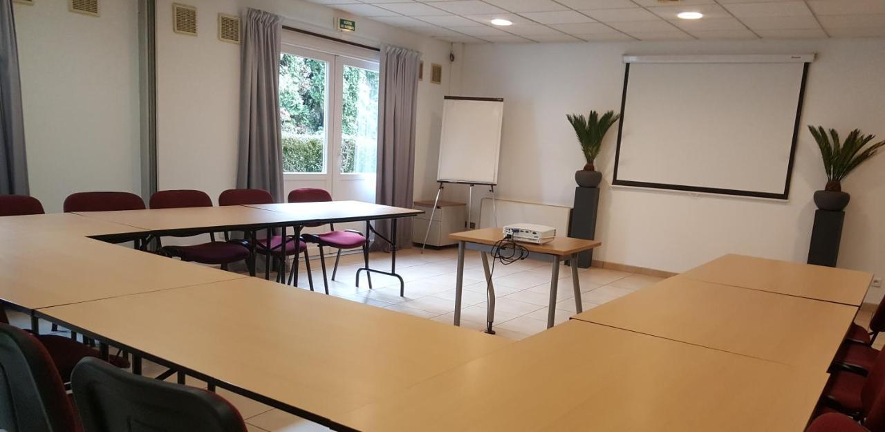 Doubs - Besancon Ecole Valentin 3* Miserey-Salines